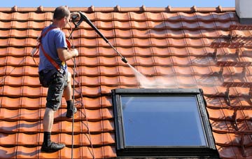roof cleaning Broads Green